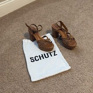 Schutz Kareena Platform Sandal